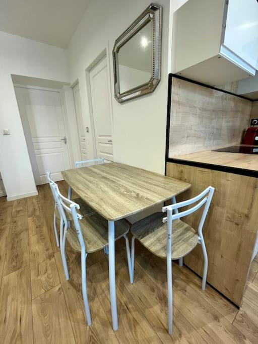 Apartamento T2 Renove A 15 Min De Lyon Pierre-Bénite Exterior foto